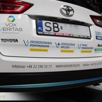 Oklejanie reklamowe samochodów